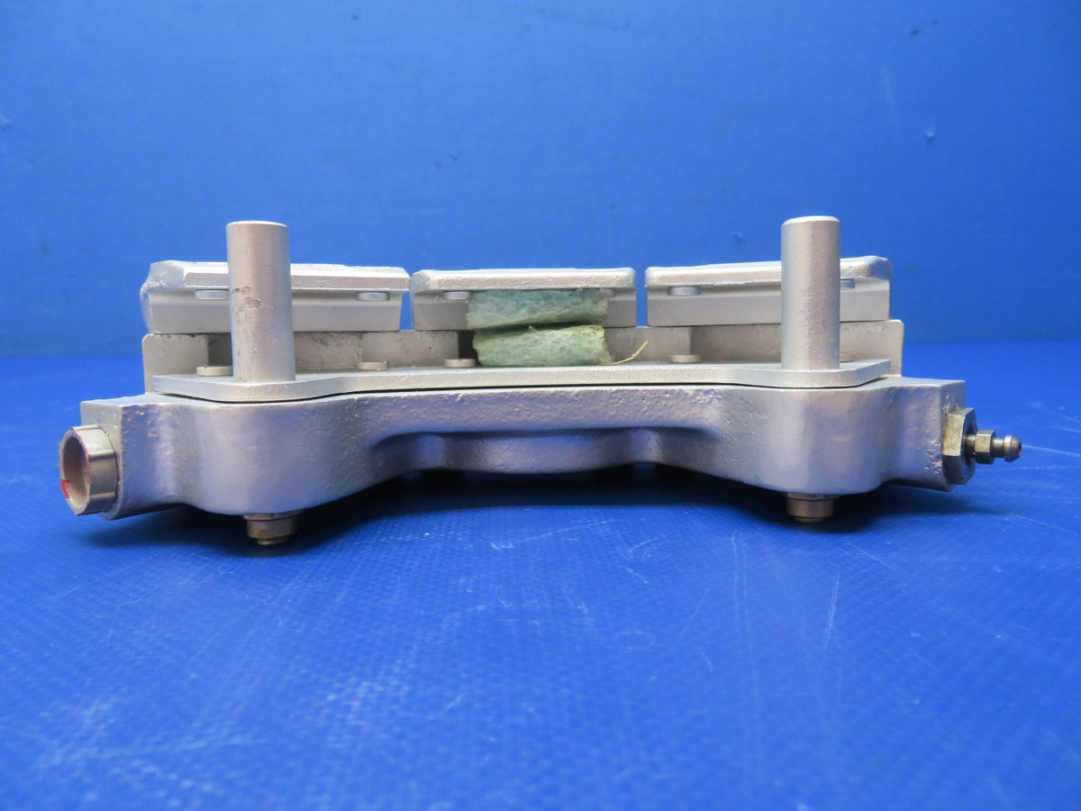 Cessna 310 / 310N Cleveland 30-28D Brake Caliper REBUILT (0926-413)2