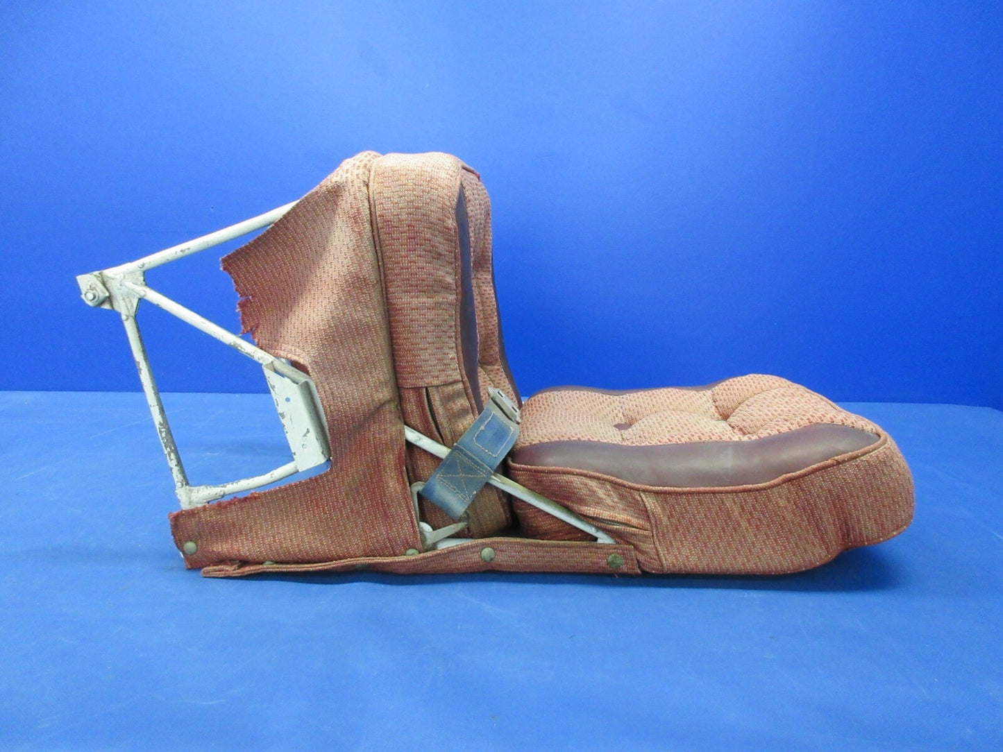 Bell 47J-2 Helicopter Pilot Seat P/N 47-731-066-103 (1124-1358)4