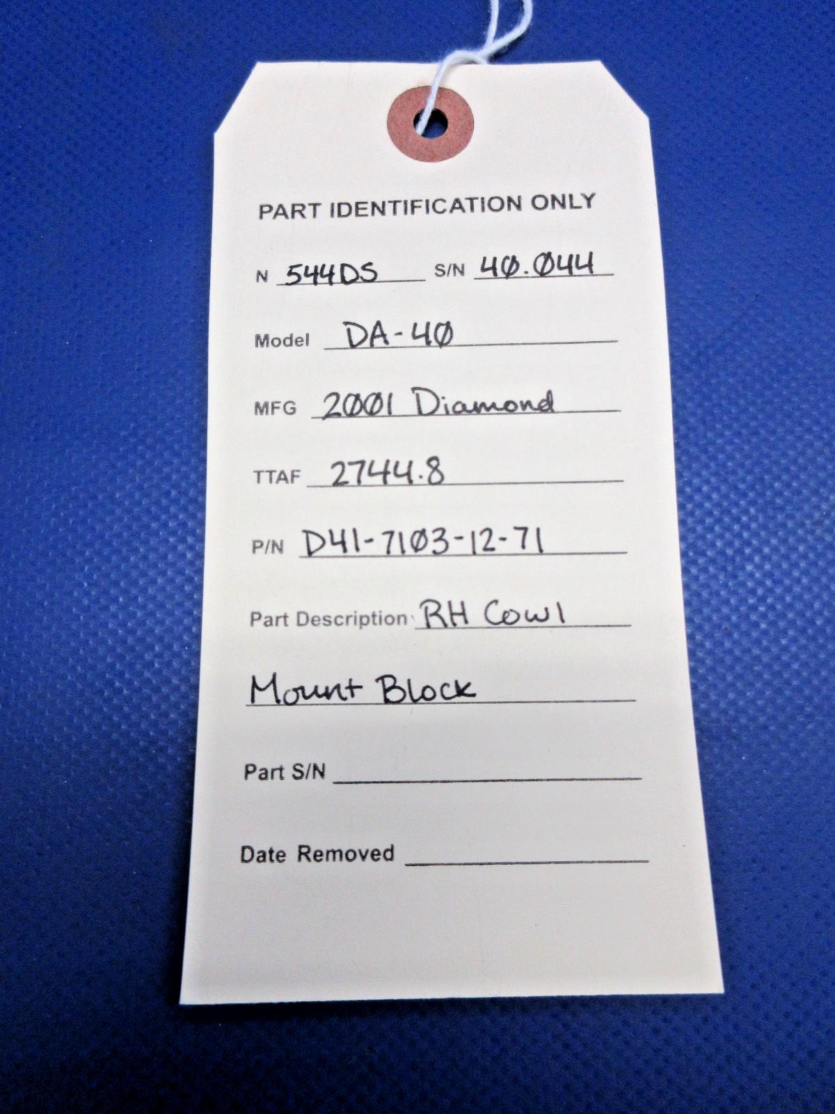 Diamond DA-40 RH Cowl Mount Block P/N D41-7103-12-71 (0726-814)8