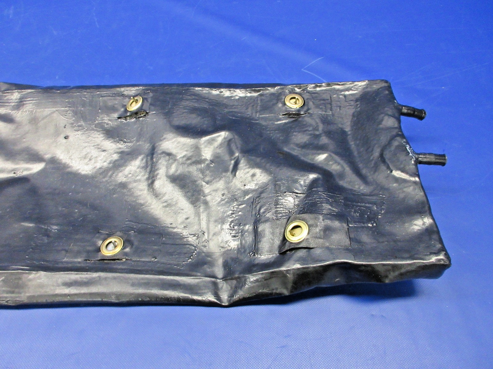 Beech Engineered Fabric RH Aux Fuel Bladder Cell 95-920011-14RH CORE (0326-855)9