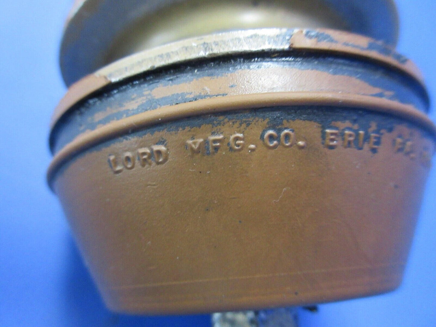 Continental TSIO-520-E9B Lord Engine Shock Mount P/N J-9612-32 (0924-1242)