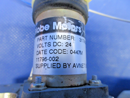 Cirrus SR22 Globe Motors Roll Trim Motor 24V P/N 317A386 TESTED (0926-737)2
