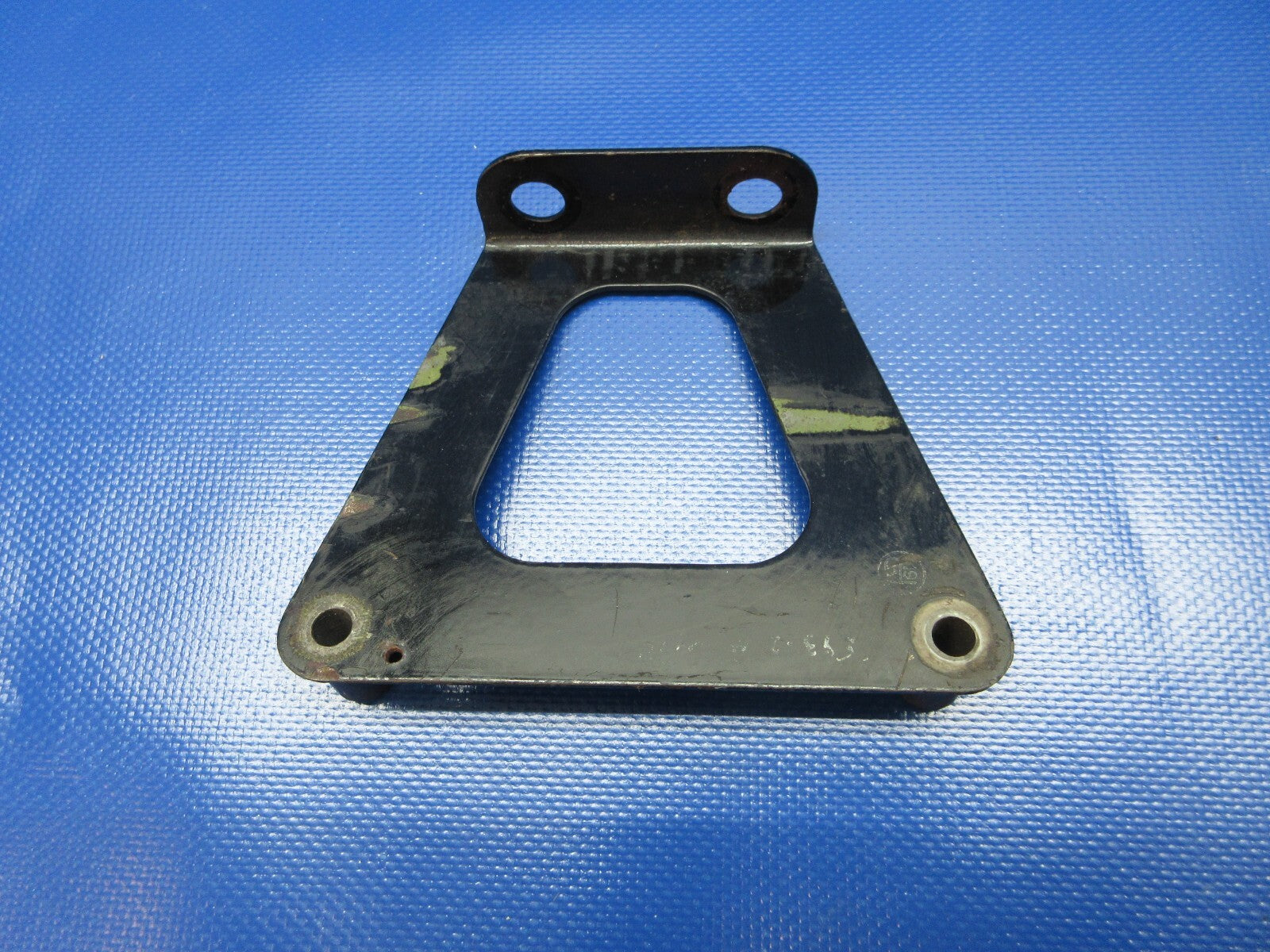 Piper PA-46 Lycoming TIO-540-AE2A Baffle Bracket P/N 85593-02 (1124-1385)0