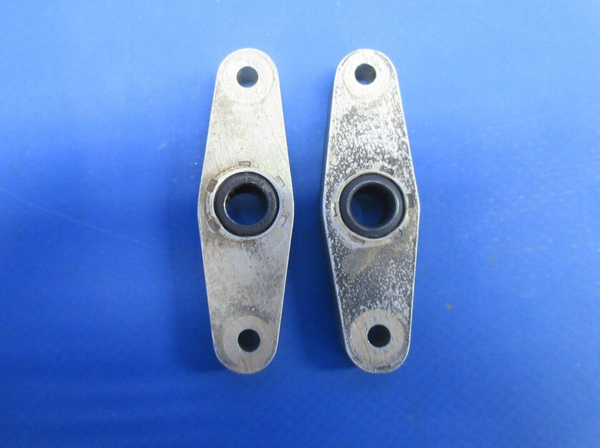 Cessna 177 / 177B Yoke Bearing Block Assembly P/N 0760633-1 LOT OF 2 (0824-1050)