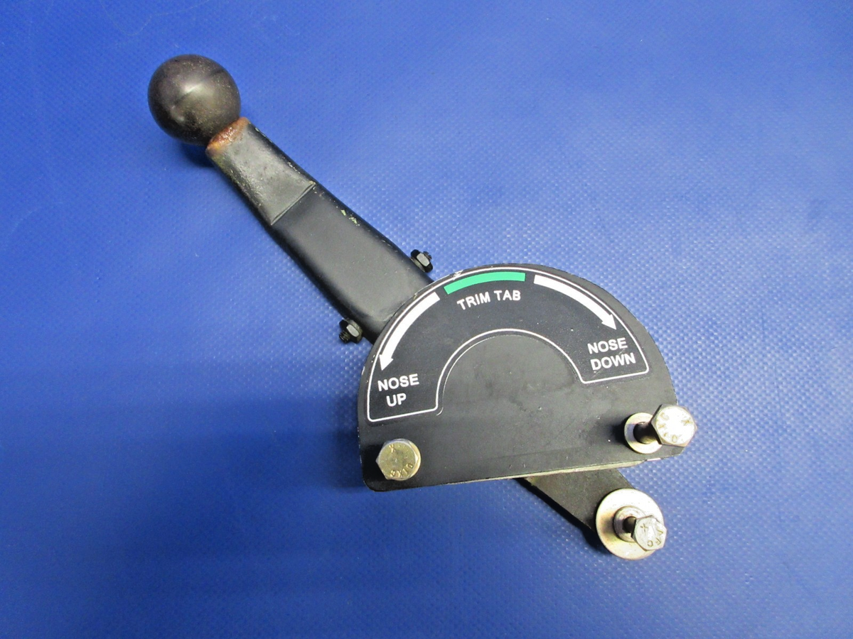 Air Tractor AT-301 Trim Control Handle (0826-855)1