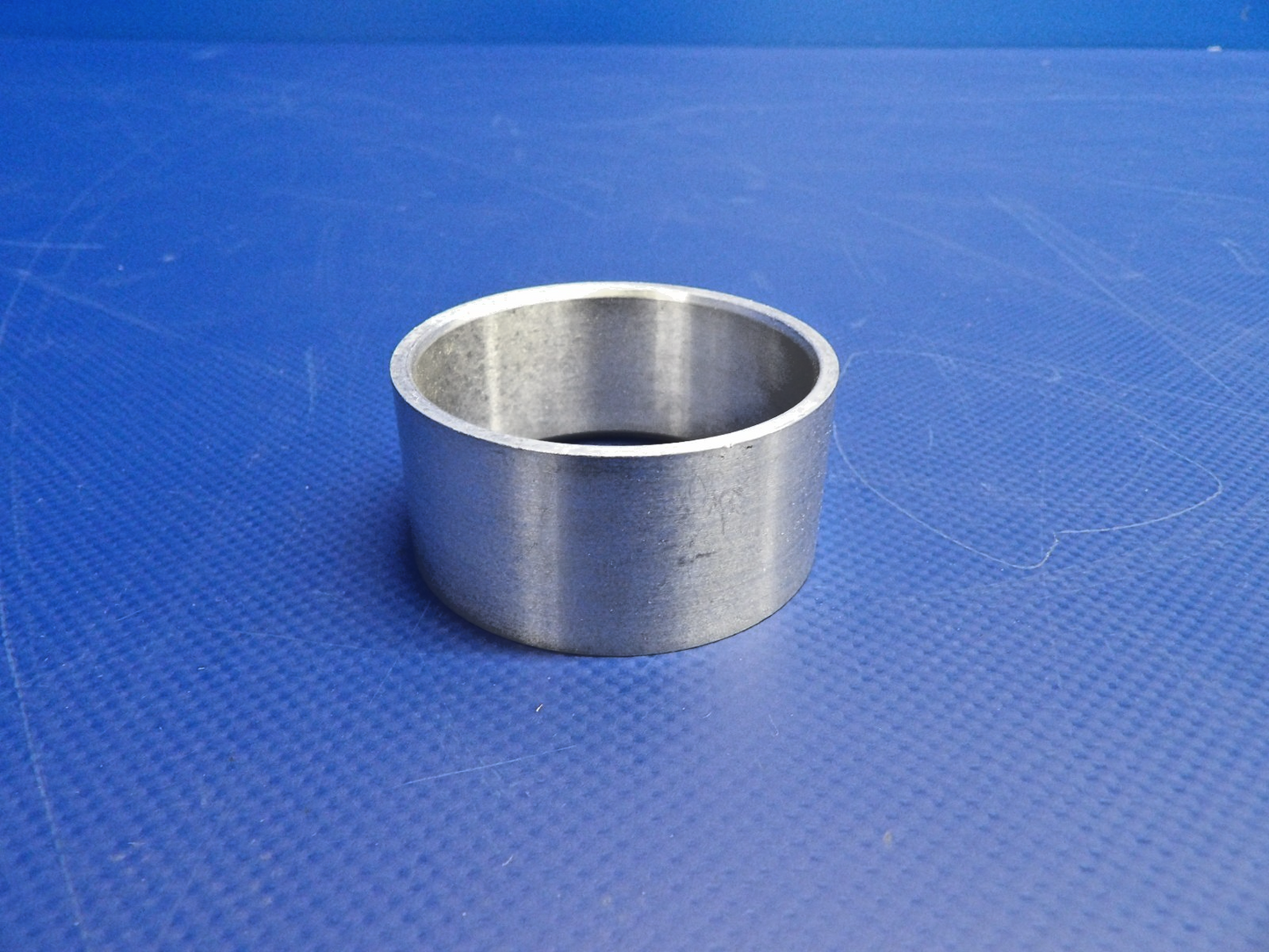 Cessna Nose Gear Strut Bearing P/N 1243021-1 NOS (0426-1204)4