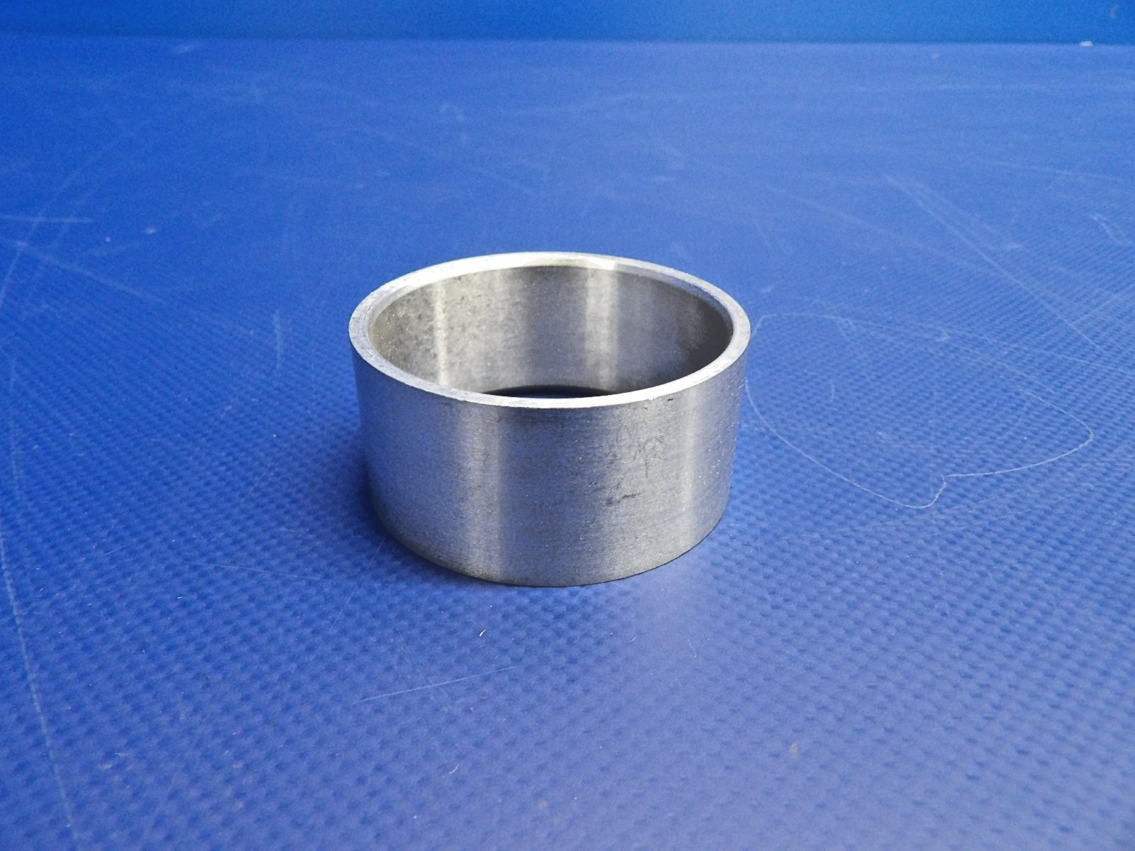 Cessna Nose Gear Strut Bearing P/N 1243021-1 NOS (0426-1204)4