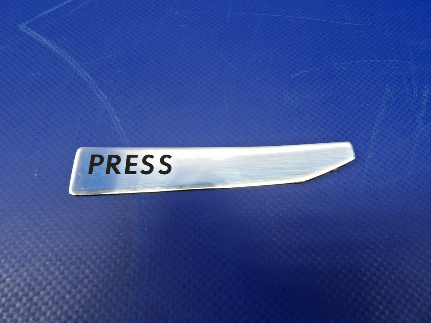 Beech King Air Cabin Seat Placard w/ 8130 P/N 101-531446-5 NOS (0426-1291)4