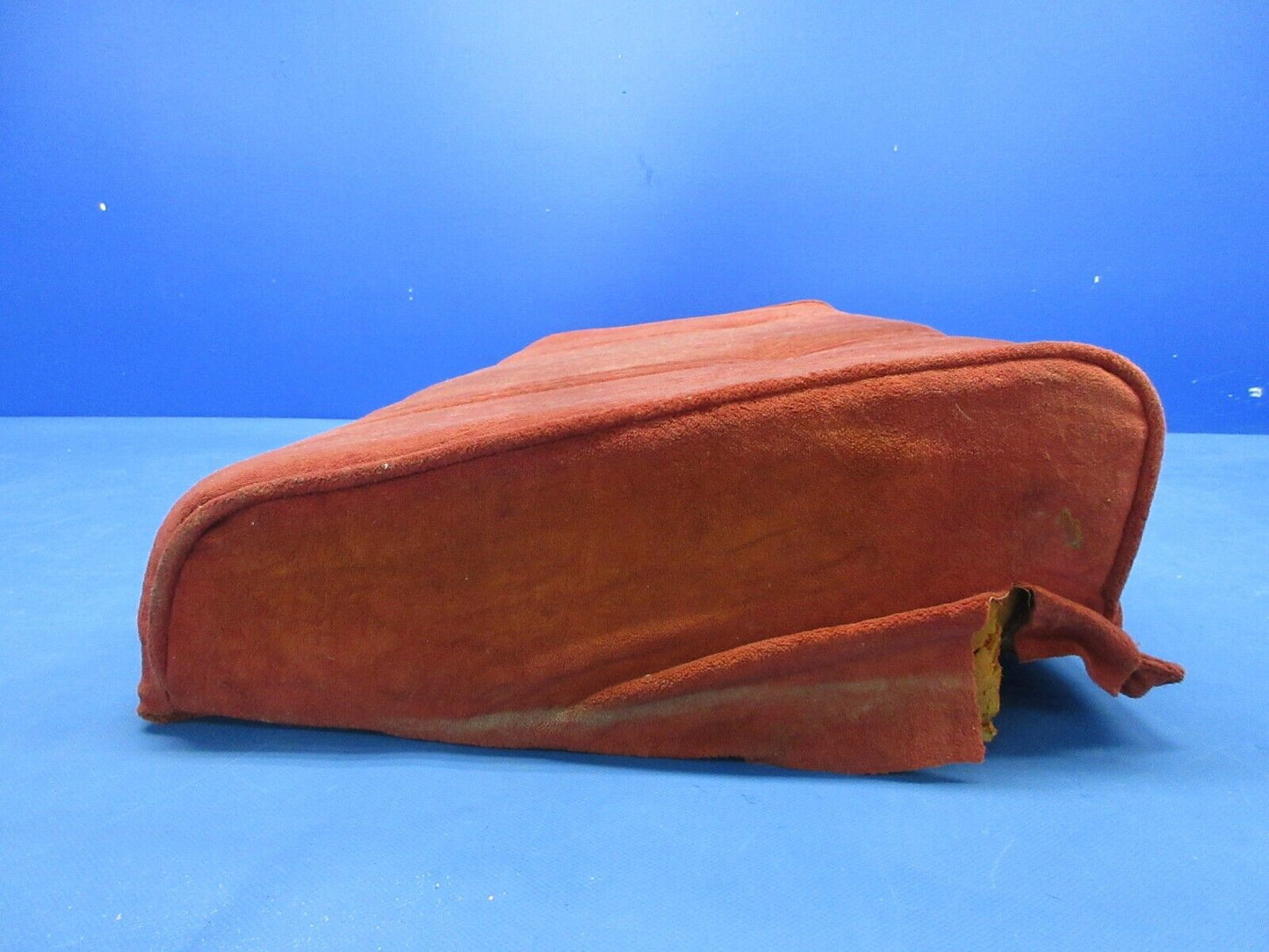 Beech C23 Sundowner Rear Seat Assy - Red Fabric P/N 169-534025-601 (0724-1447)