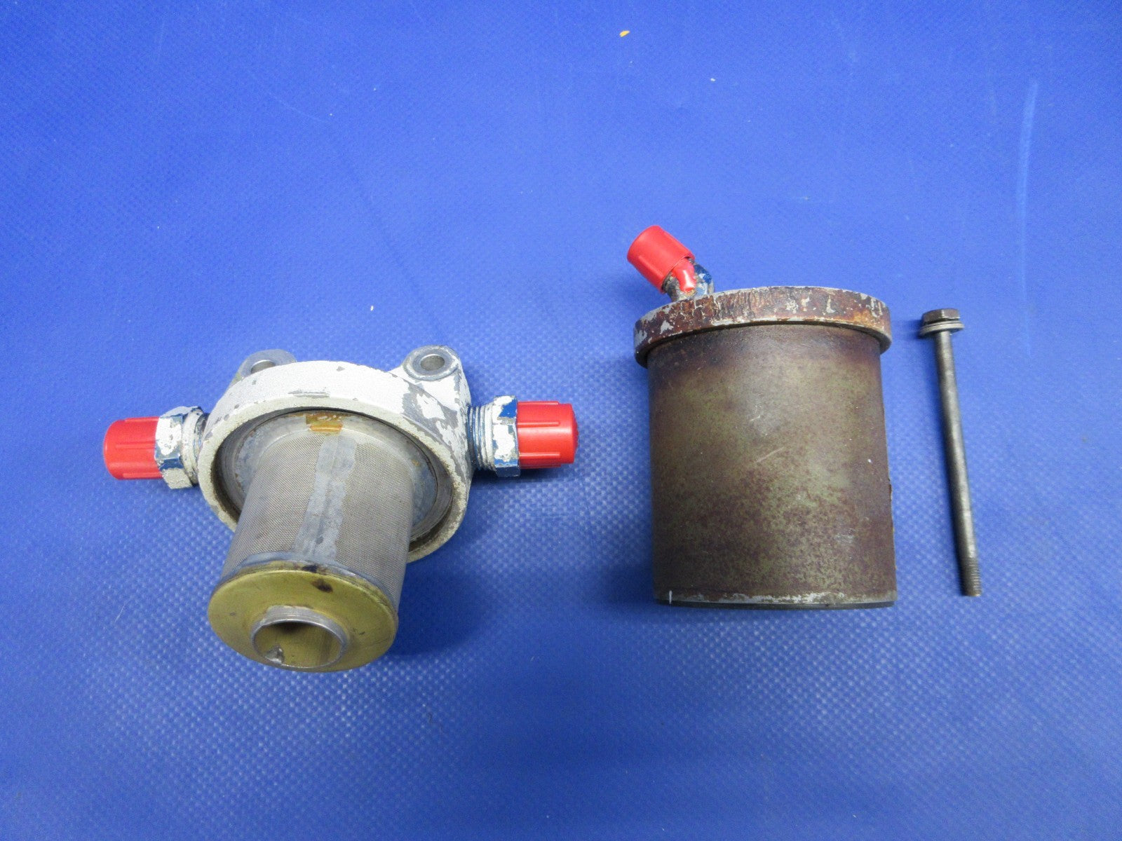 Beech D95A Travel Air Fuel Strainer Gascolator P/N HE760-5 (0326-756)1