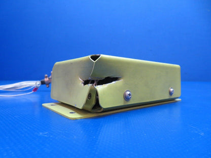Piper PA-28-181 Archer III Box Assy Annunciator Panel P/N 85359-002 (1124-164)