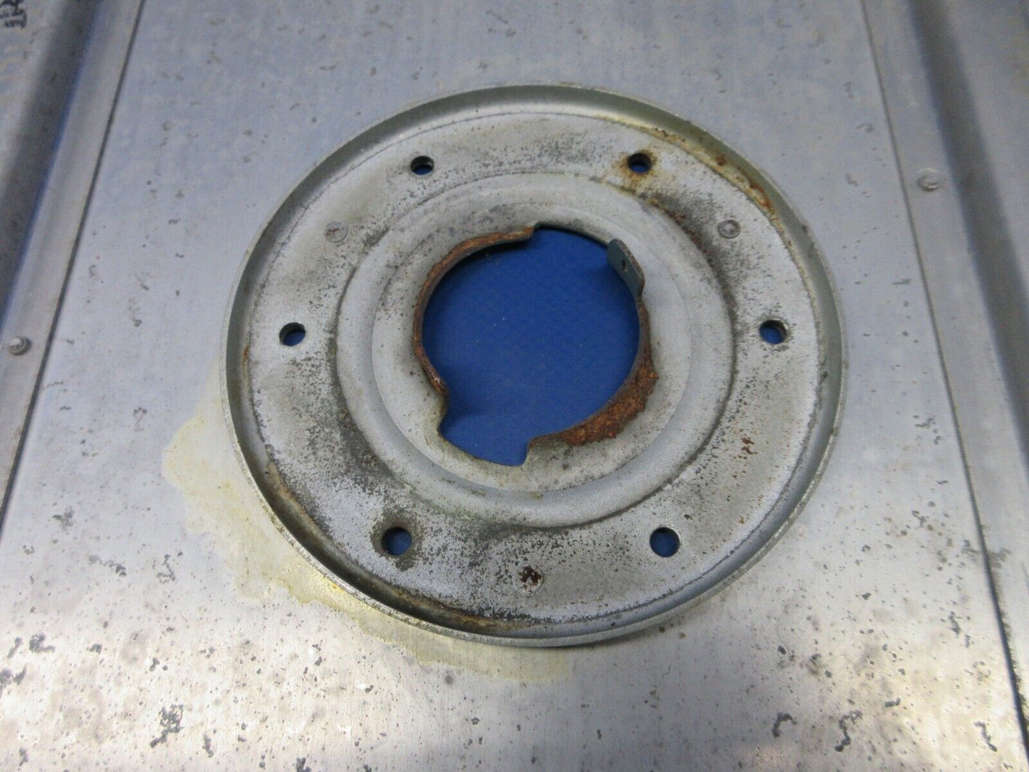 Cessna 150 / 150L Fuel Tank Cover RH P/N 0426511-18 (1024-2135)