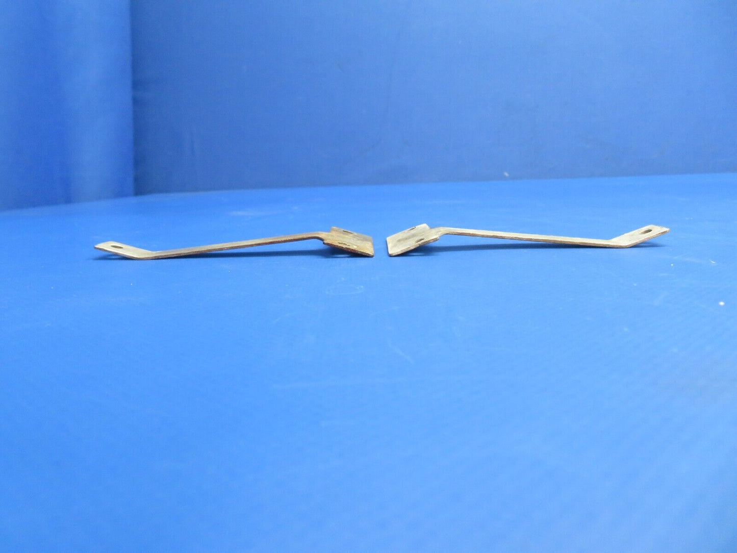 Cessna 150 / 150K Fuel Strainer Bracket Drain Control P/N 0500315-1 (0922-940)