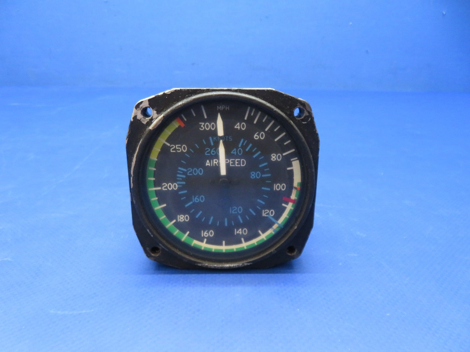 Cessna 421 Airspeed Indicator P/N C661040-0104, 402-05 WARRANTY (0326-208)0