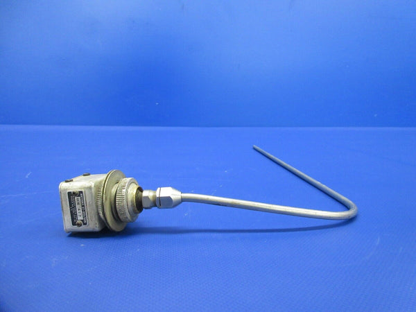 Bell 47J-2 Helicopter Aircraft Radio Receiver Antenna AT-805 / ARN (1124-946)