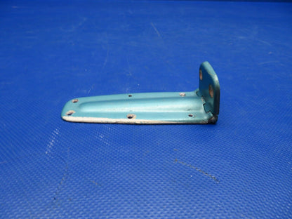 Cessna Cabin Door Hinge Assy LH Lower / RH Upper P/N 0711037-498 (0724-1847)