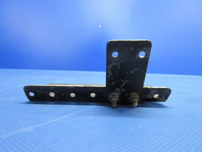 Beech 95 / D95A Travel Air LH Engine Control Bracket P/N 95-940017-1 (0624-965)4