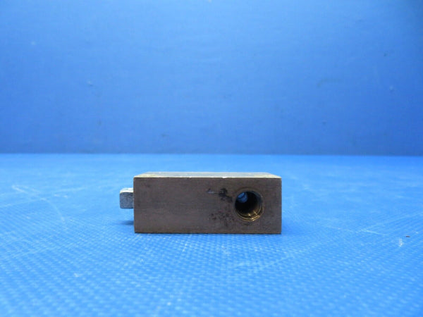 Beech 19A Musketeer Distribution Block P/N 169-580001-105 (0624-139)