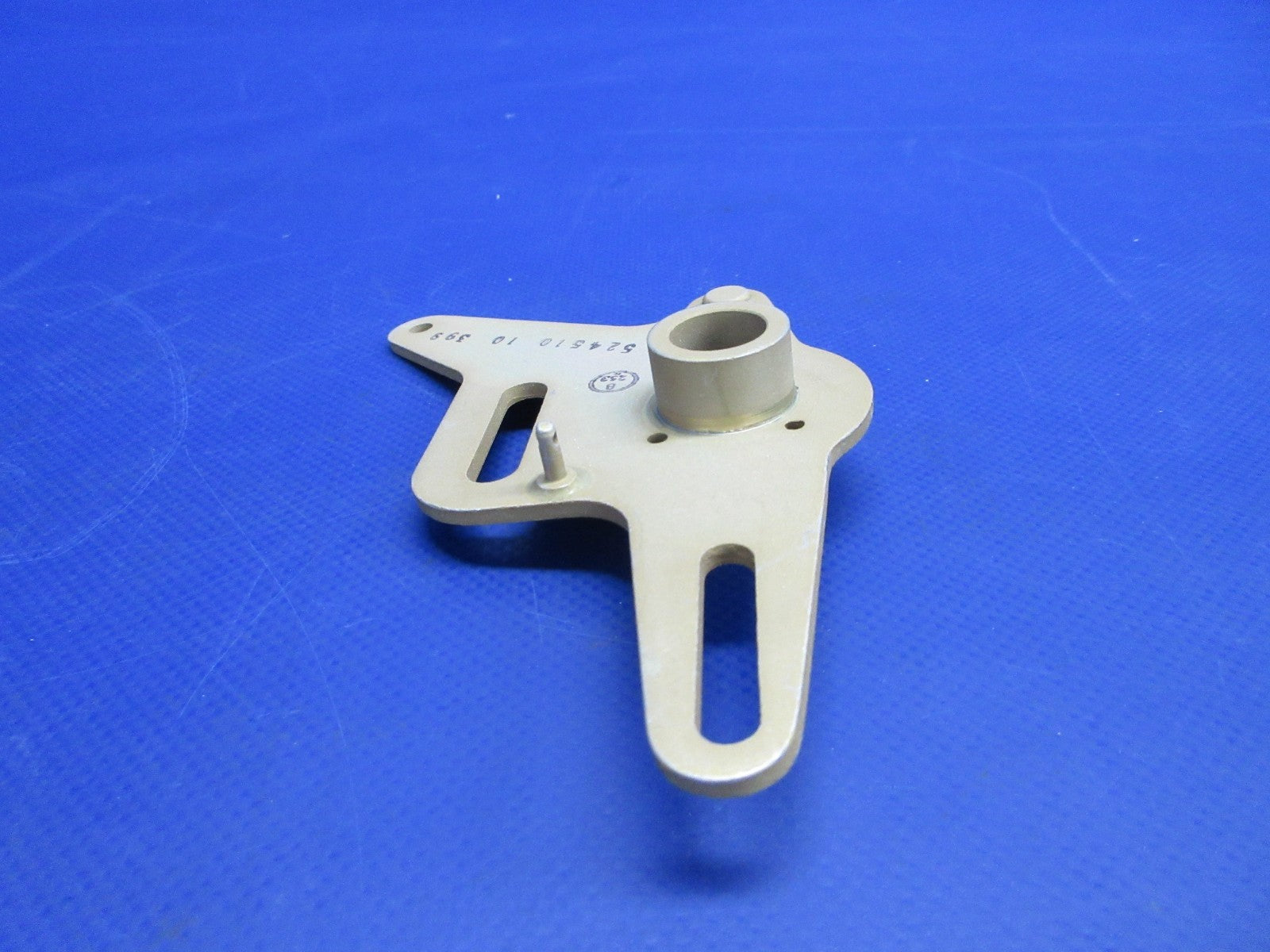 Beech RH Throttle Braze Arm w/8130 P/N 50-524510-10 NOS (0426-843)15