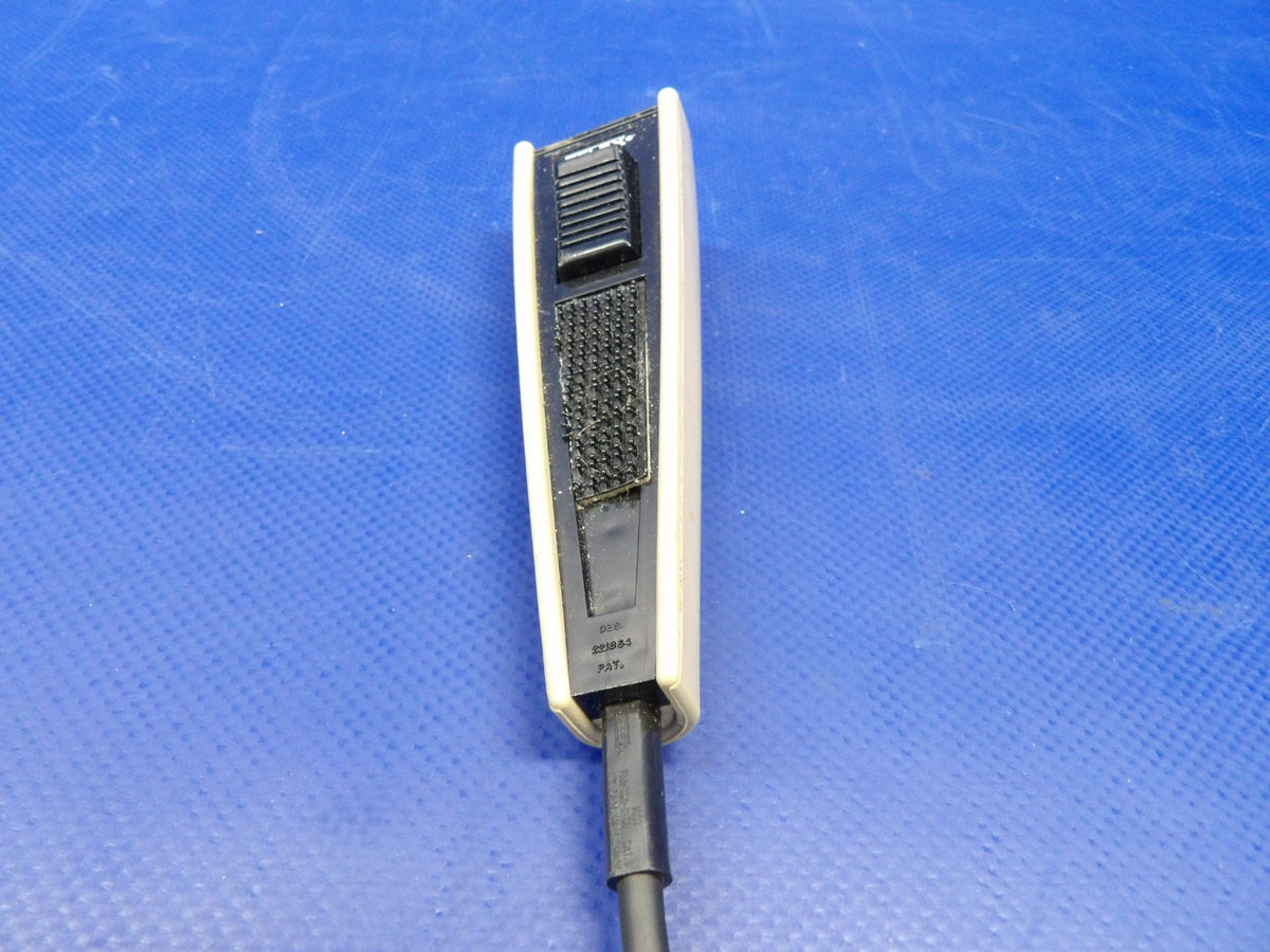 Cirrus SR22 Telex "ice cream cone" Handheld Microphone P/N 62800-001 (0926-1218)3