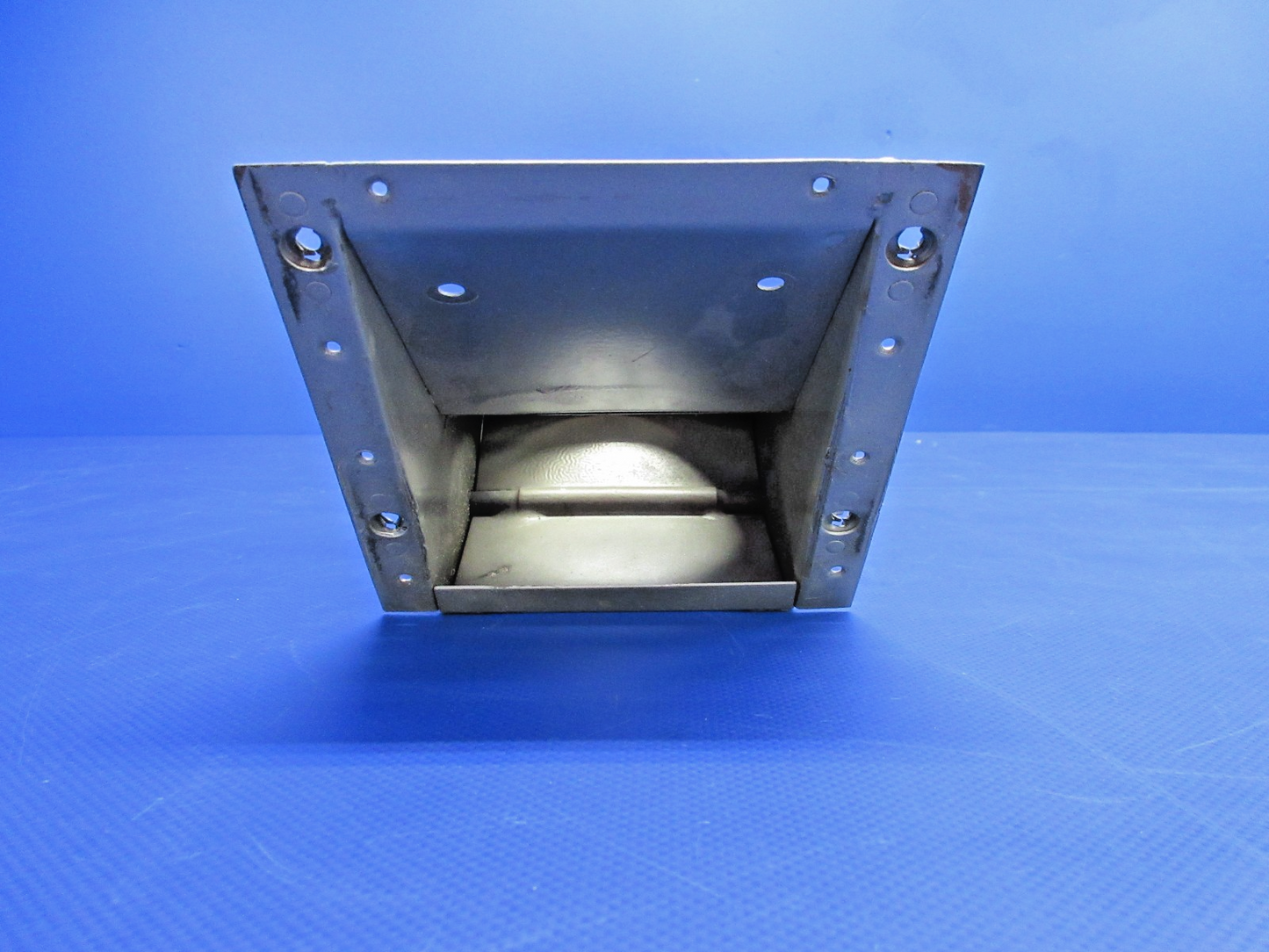 Cessna 150 / Continental Carburetor Air Intake Housing Box P/N 653675 (0326-739)8