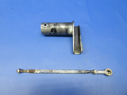 Piper PA-34-200T Seneca II Flap Torque Tube & Rod Assy LH  62764-00 (0524-1232)