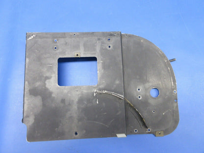 Piper PA-23-250 Aztec Pedestal Plate Assy RH P/N 17736-03 (0624-864)