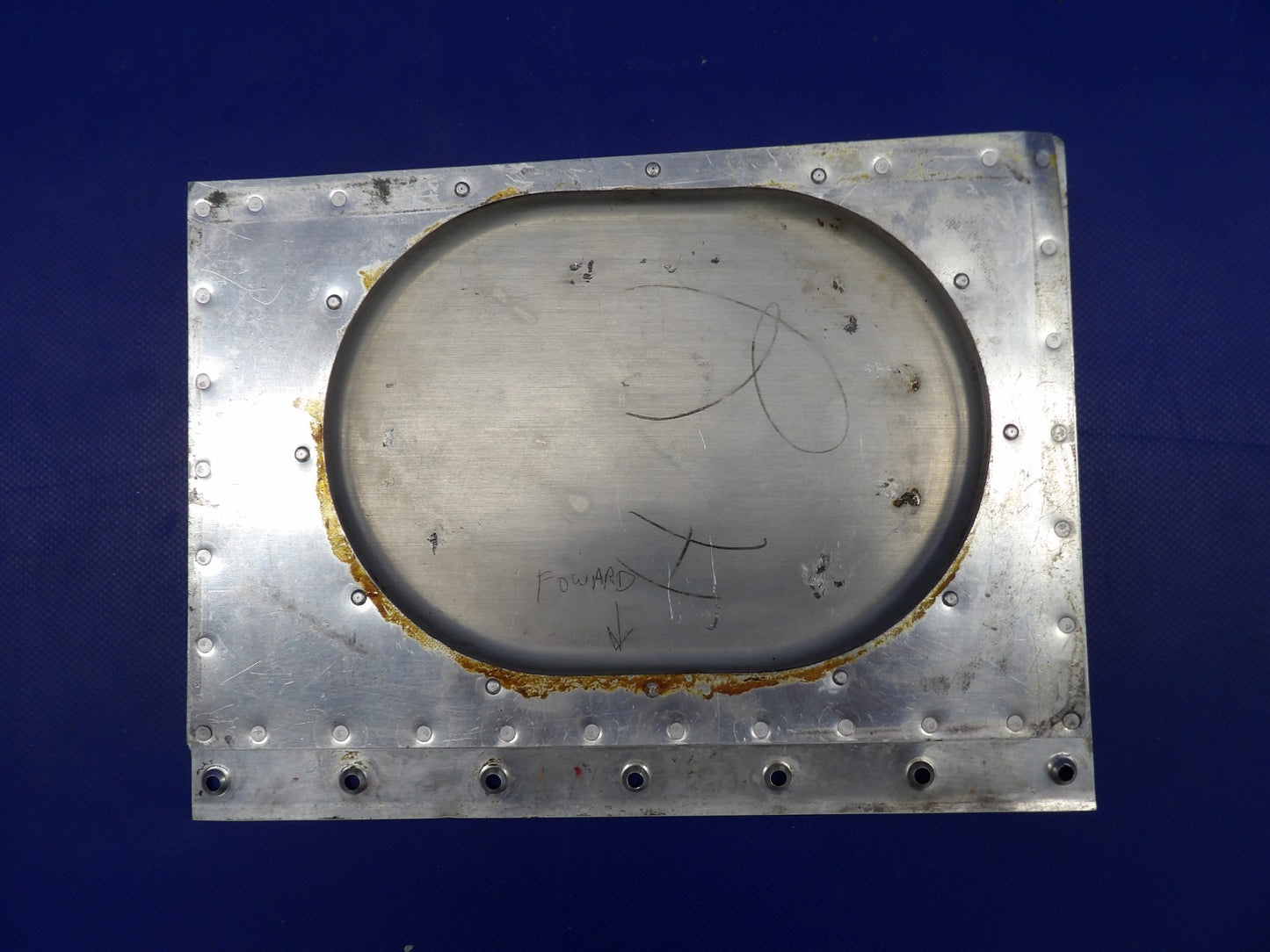 Beech D95A Travel Air Right Hand Wing Fuel Tank Door P/N 95-110024-2 (0226-509)6