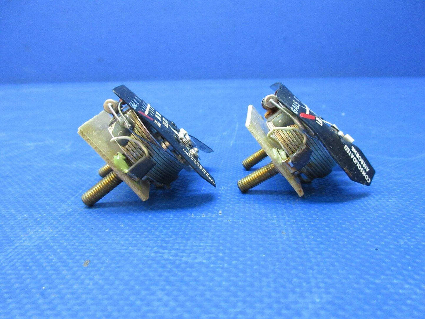 Cessna Fuel Transmitters, Quantity Monitor & Gauges C668003-0101 (1124-1345)