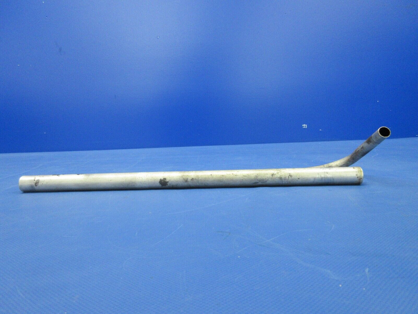 Piper PA-23-250 Aztec Engine Breather Tube Assy P/N 16637-00 (0624-868)