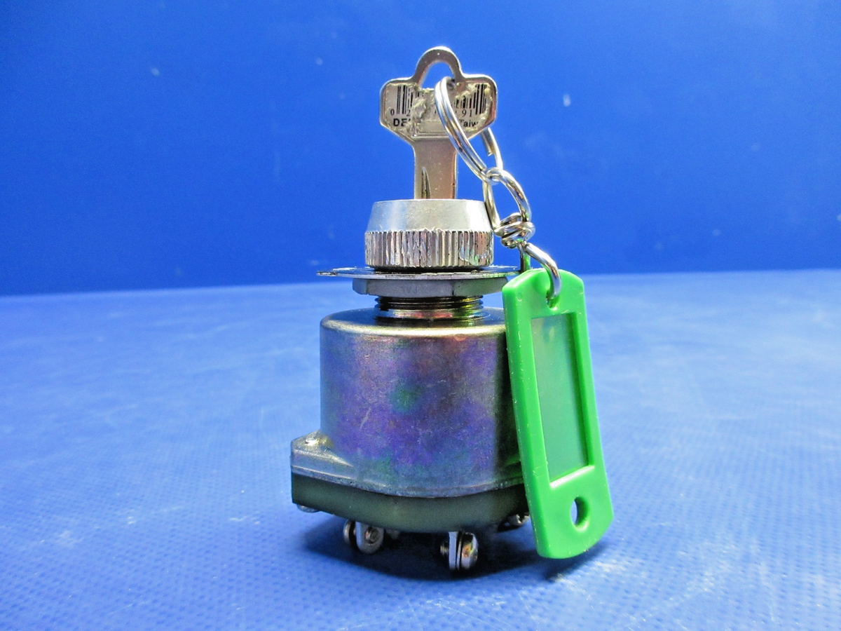 Cirrus SR22 ACS Products Ignition Switch w/Key P/N A-510-2 (0926-782)4