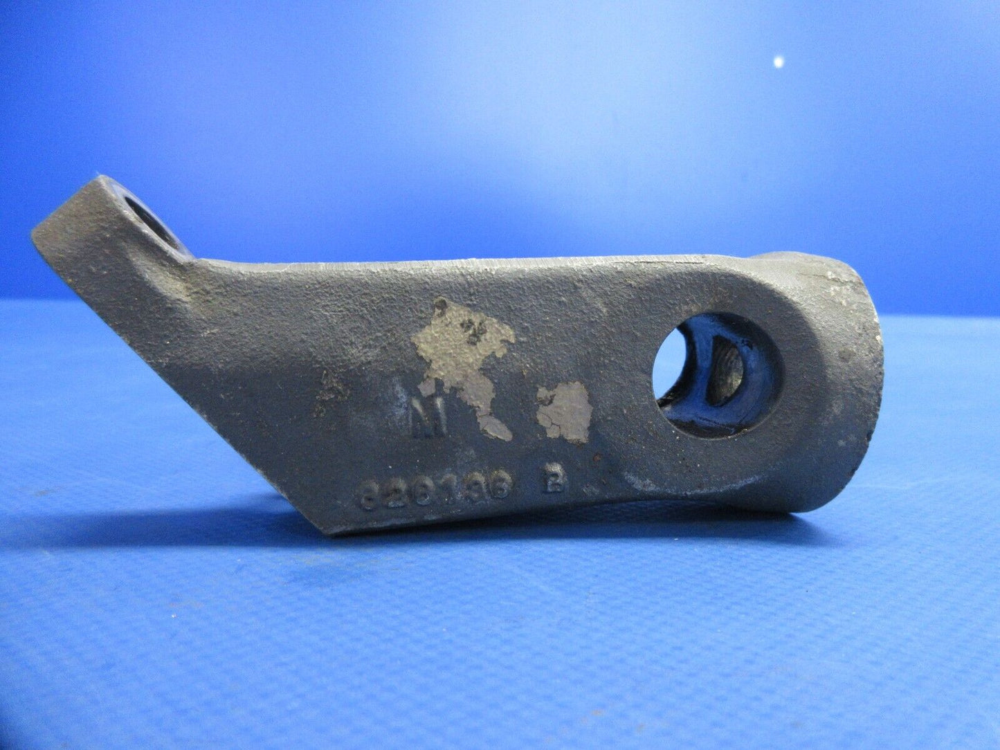 Continental GO-300 Engine Mount Bracket LH Front P/N 626136 (0824-843)