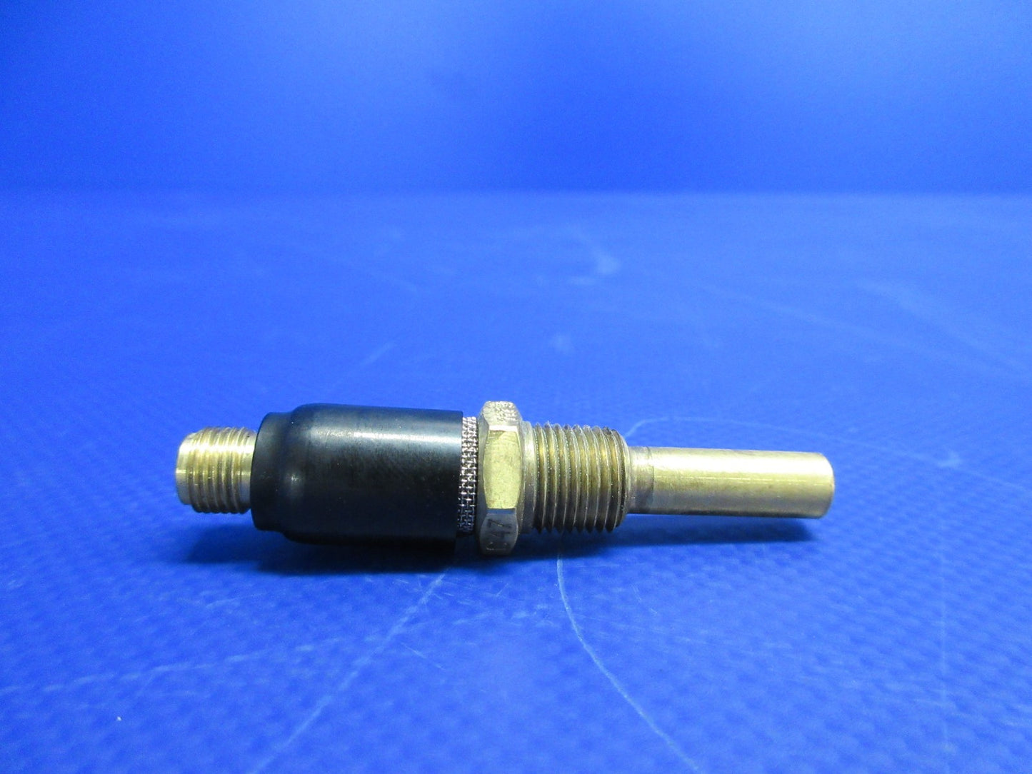 Continental Metered Fuel Injection System w/8130 P/N 646508-10A7 NOS (0326-701)4