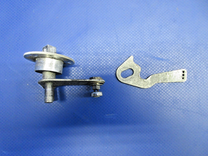 Beech F35 Bonanza Cabin Door Handle Shaft P/N 35-400462 (0726-818)3