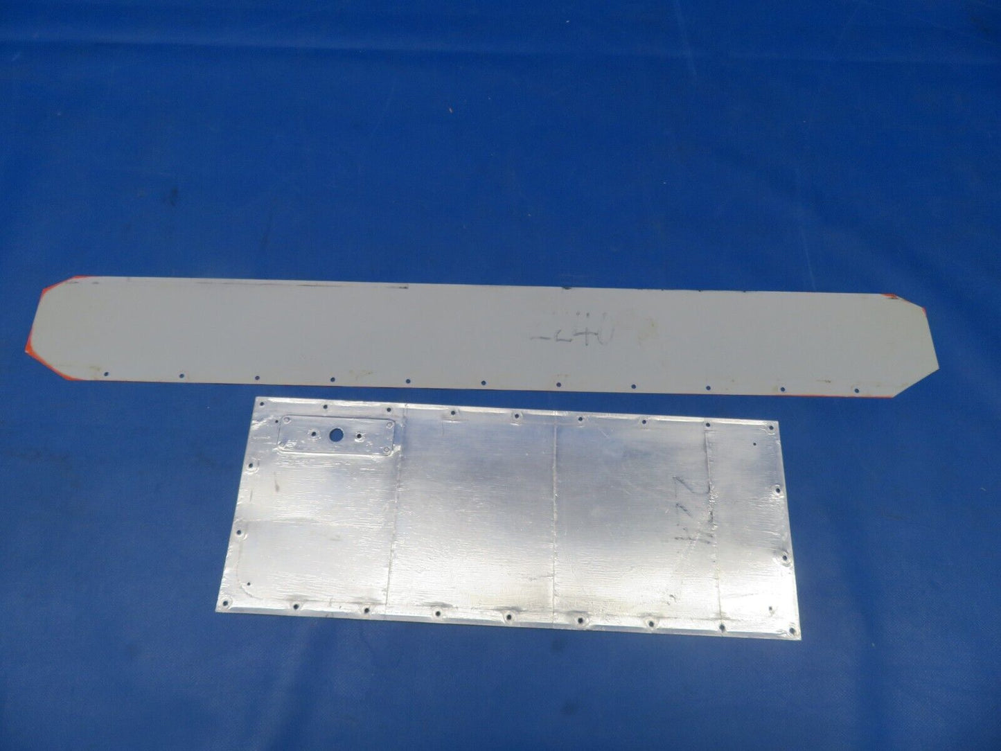 Robinson R44 Raven II Helicopter Belly Access Panel P/N C475-5 LOT (0724-871)