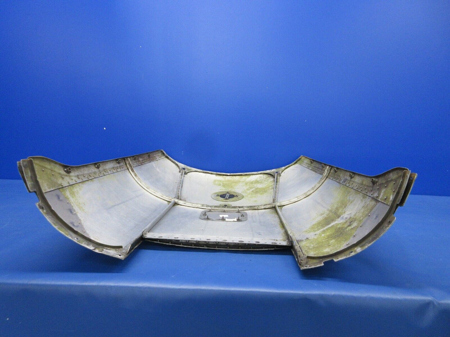 Piper PA-34-200T Seneca II Bottom Cowl Assy P/N 37207-104 (0524-1951)