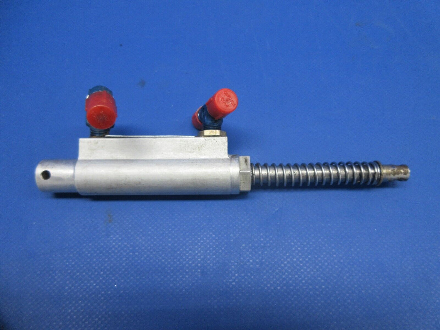 Piper PA-28-161 Warrior Gar-Kenyon Master Cylinder Assembly P/N 17000 (0824-975)