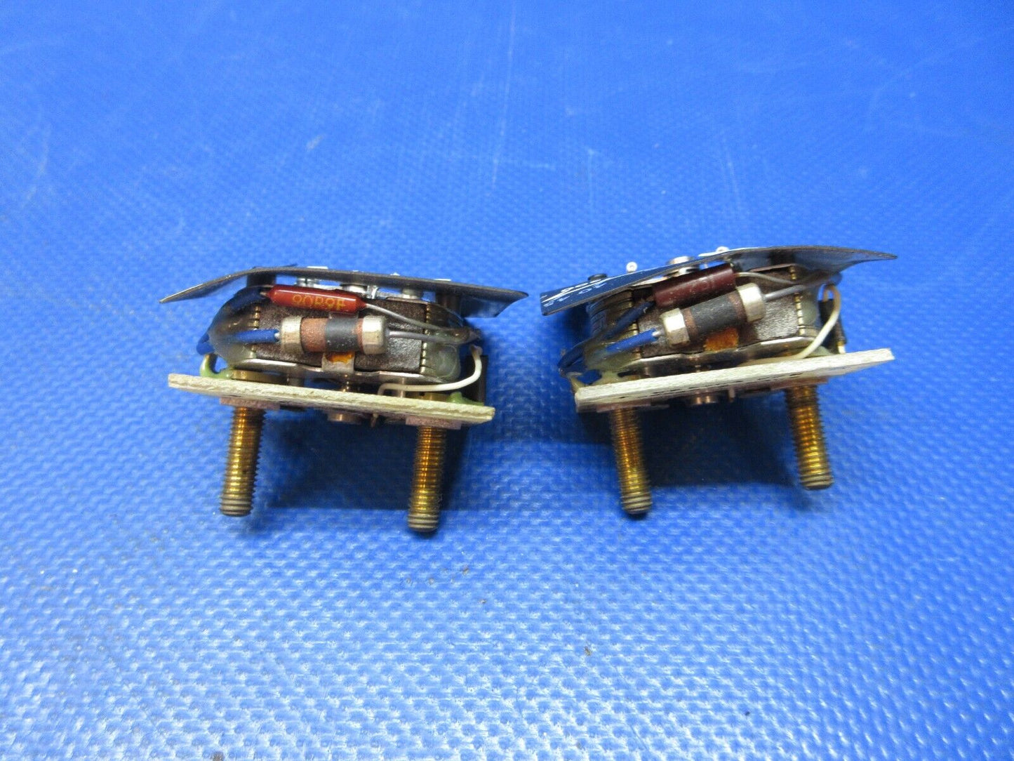 Cessna Fuel Transmitters, Quantity Monitor & Gauges C668003-0101 (1124-1345)