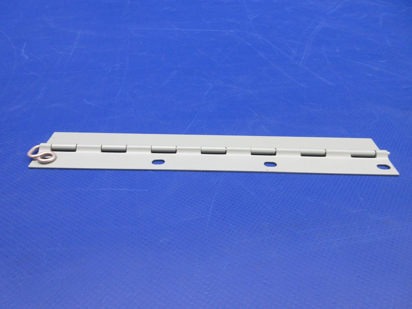 Cessna Aileron Hinge P/N 0523816-1 NOS (0326-1001)16