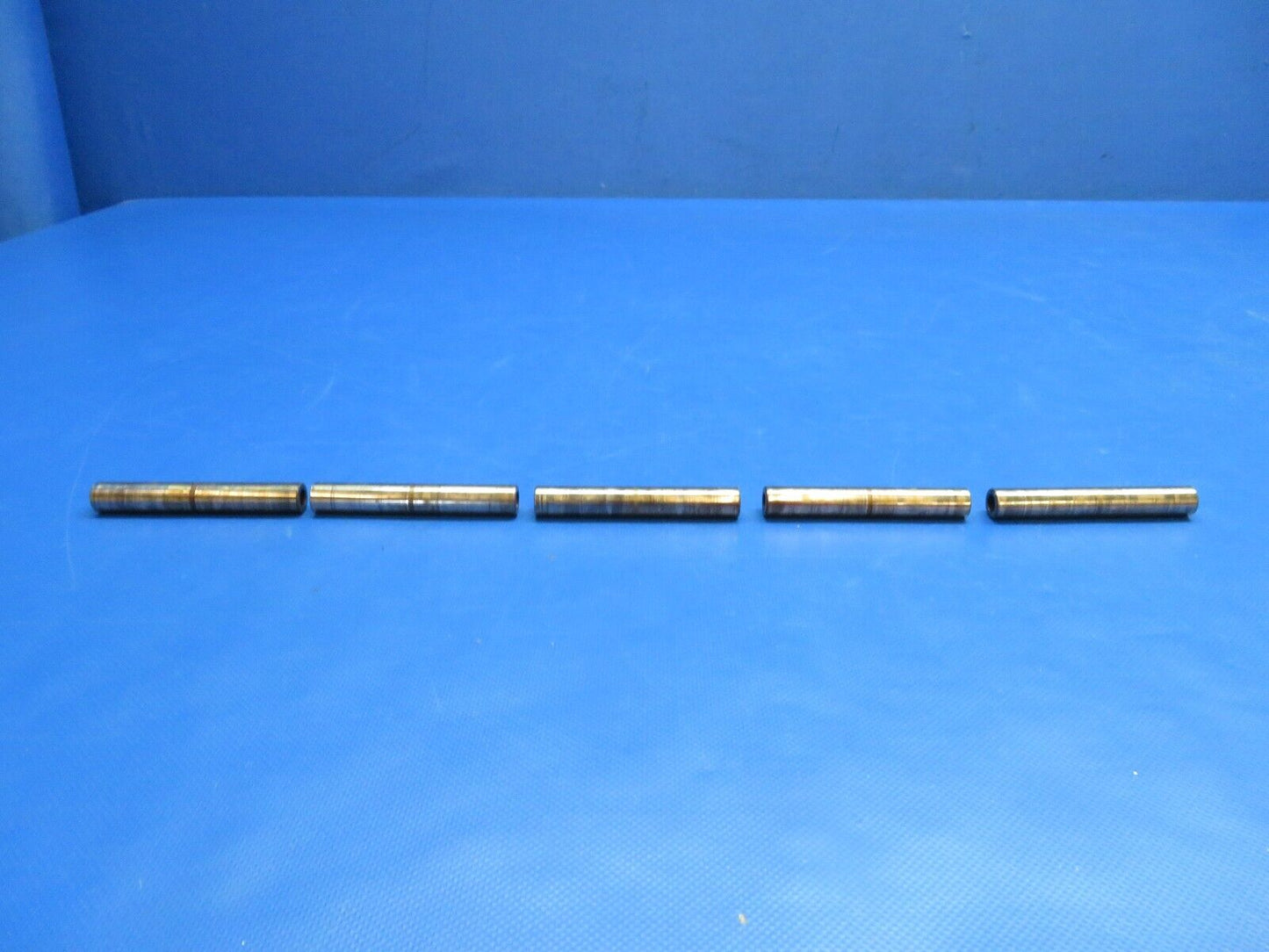 Continental O-300-D Rocker Valve Shaft P/N 21153 LOT OF 5 (0624-1766)