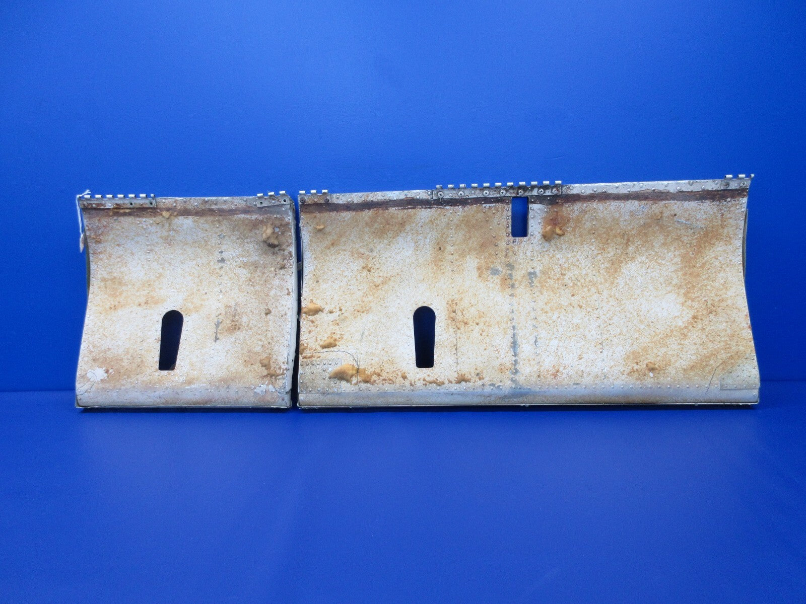 Bell 47J-2 Passenger Stowable Seat Bottom 47-732-010-23 LOT OF 2 (1124-1411)0