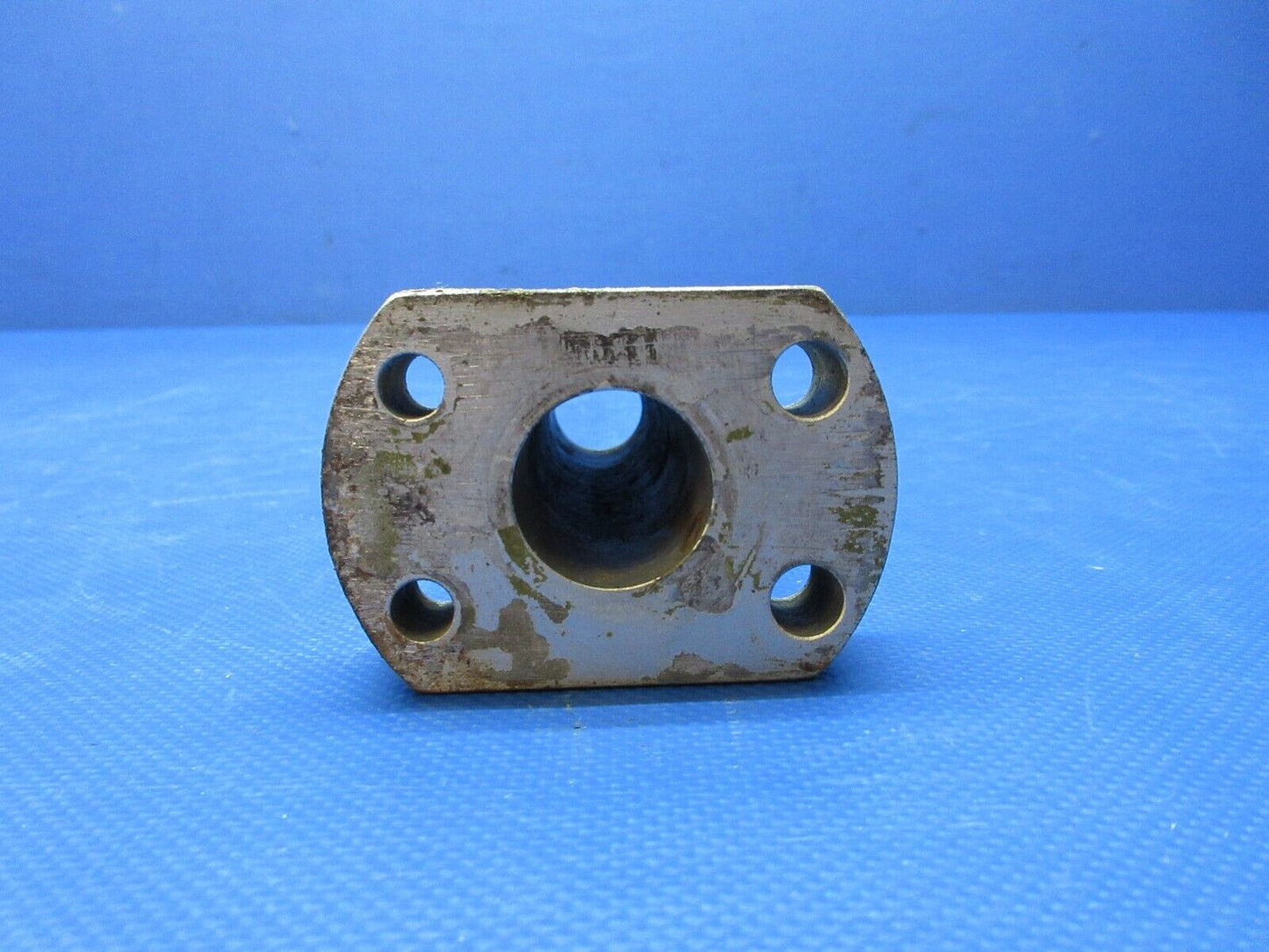 Cessna 210 Main Gear Axle Steel P/N 1441003-1 (0524-1374)