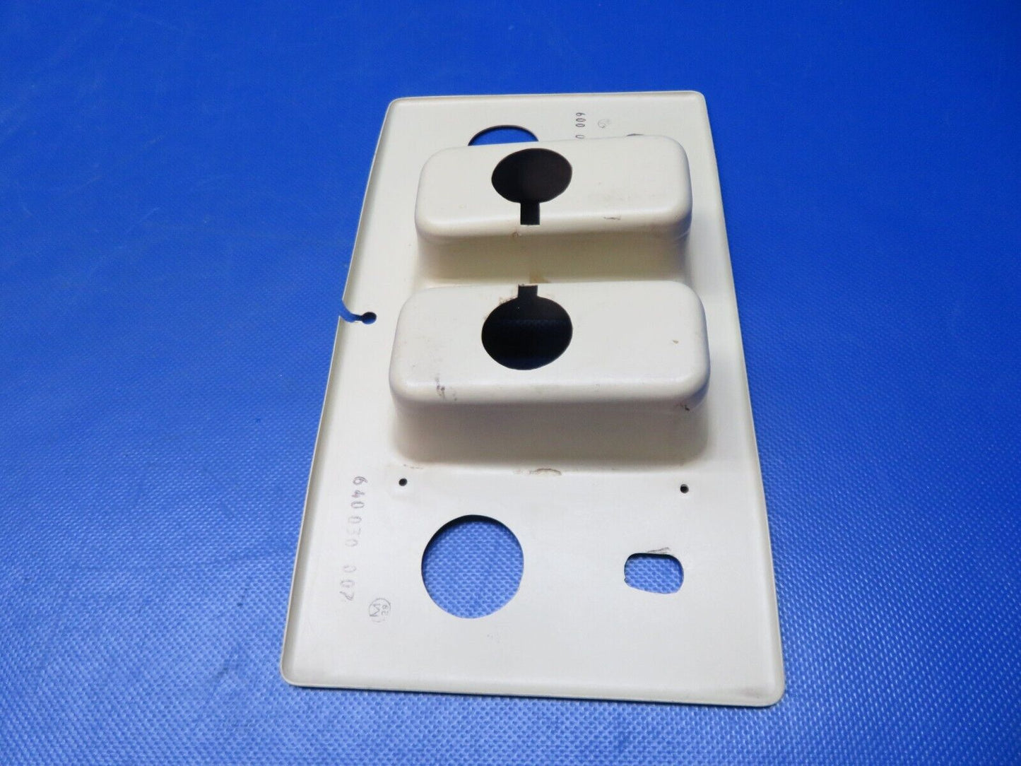 Mooney M20 / M20E Overhead Cover Assy P/N 8520, 640030-009 (0524-120)