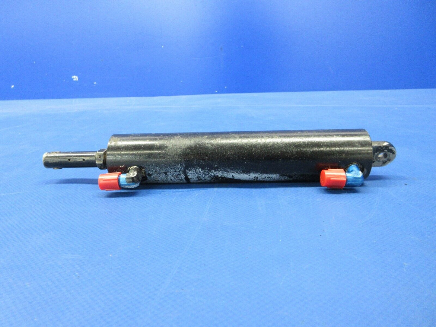 Bellanca 17-31A Viking Main Gear Cylinder Assy P/N 195551 (0924-1341)