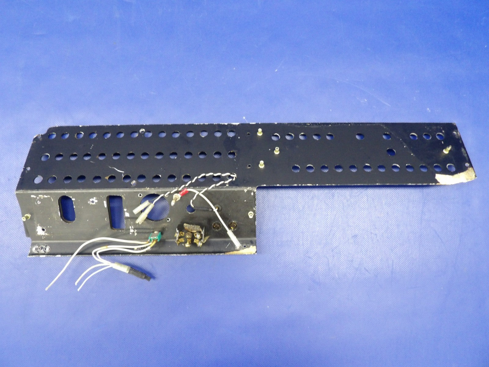 Piper Cheyenne Circuit Breaker Panel Cover LH + RH P/N 48179-72 (0626-1330)12