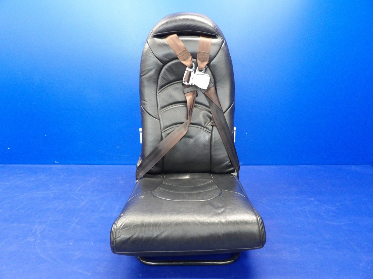 Cirrus SR22 Co-Pilot Seat w/ Inertia Reel Seatbelt P/N 13231-011 (0926-1227)0