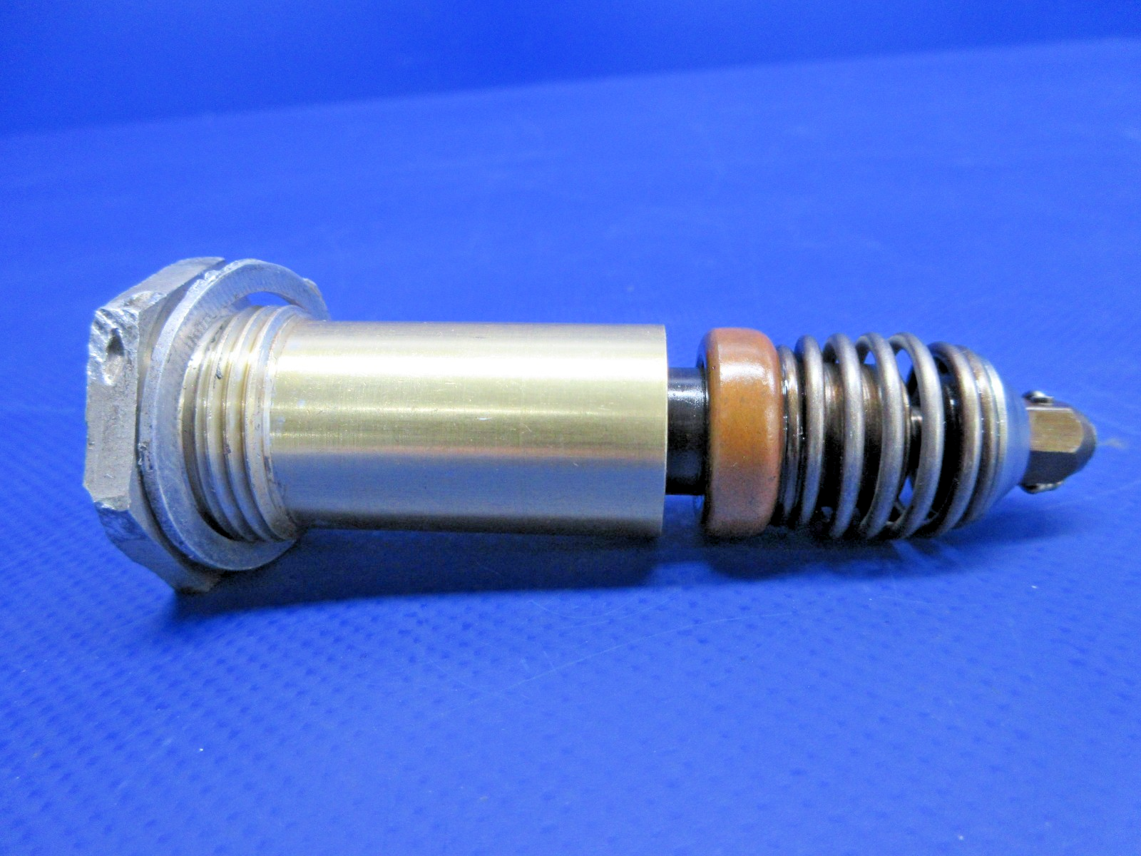 Lycoming / Beech D95A Travel Air Vernatherm Valve P/N 75944 (0326-822)8