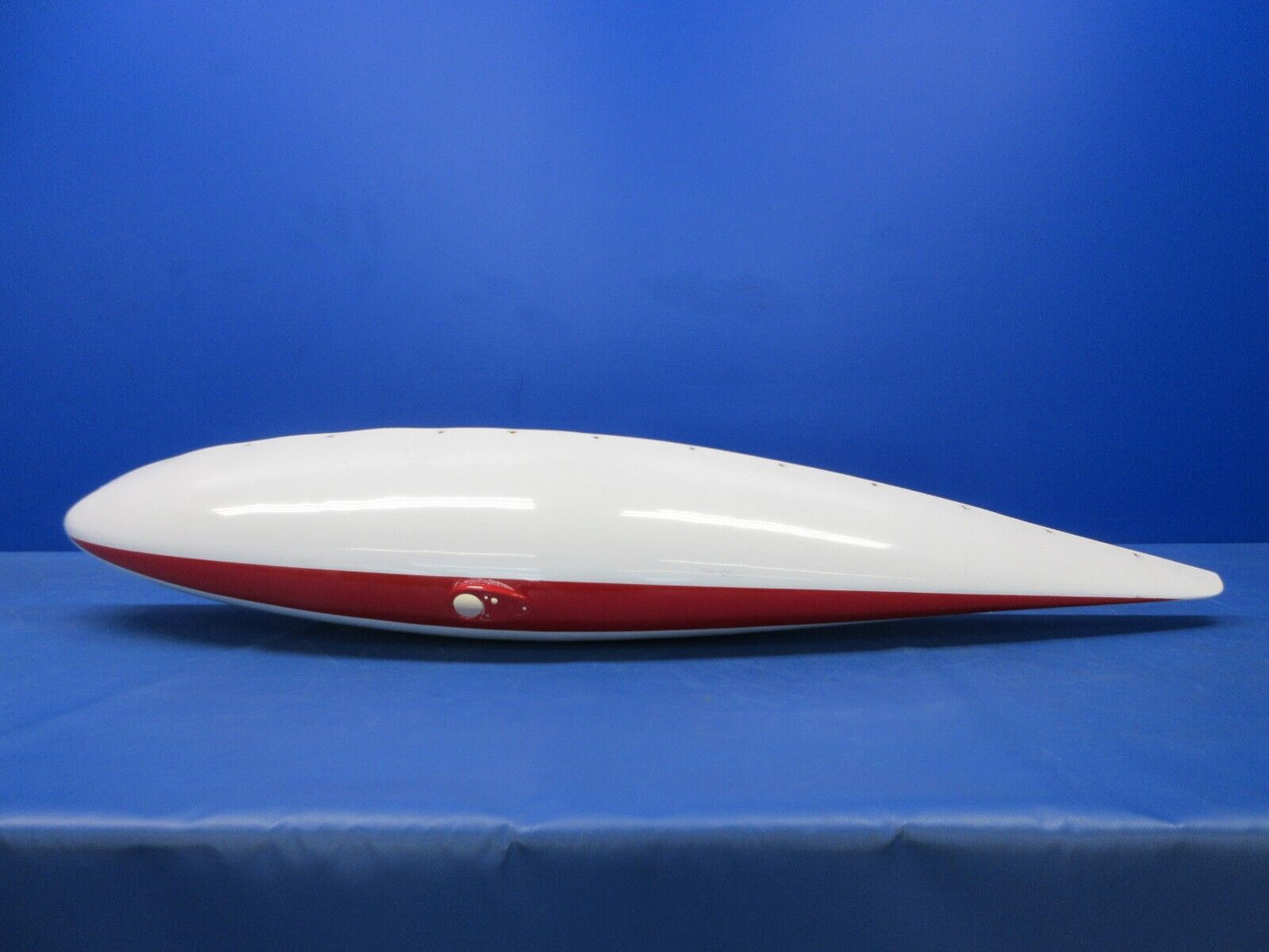 =Piper PA-28-140 Cherokee LH Wing Tip P/N 62090-00 (1024-2169)