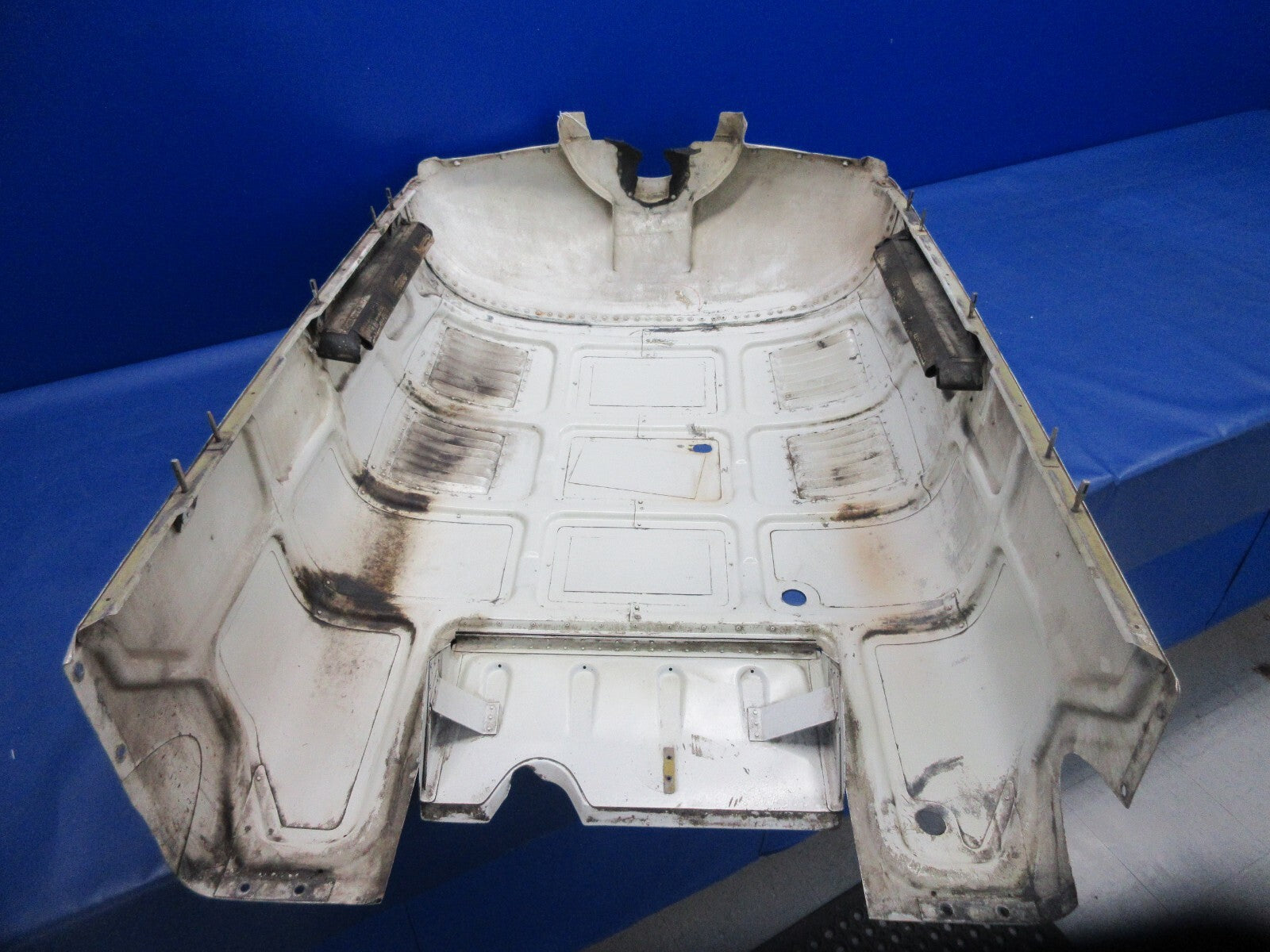 Piper PA-31P Navajo Lower Left Hand Engine Cowl P/N 48154-12 (1124-815)5
