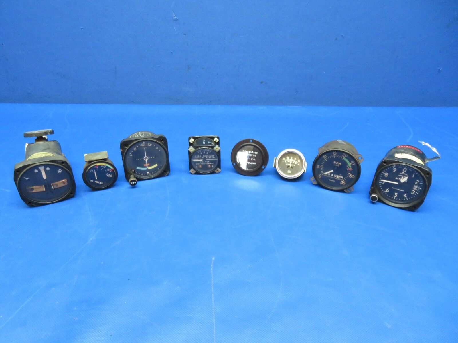 Champion 7ECA Aircraft Instruments Man Cave / Decoration LOT OF 8 (0824-113)